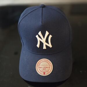 New York Yankees Navy Blue Cap